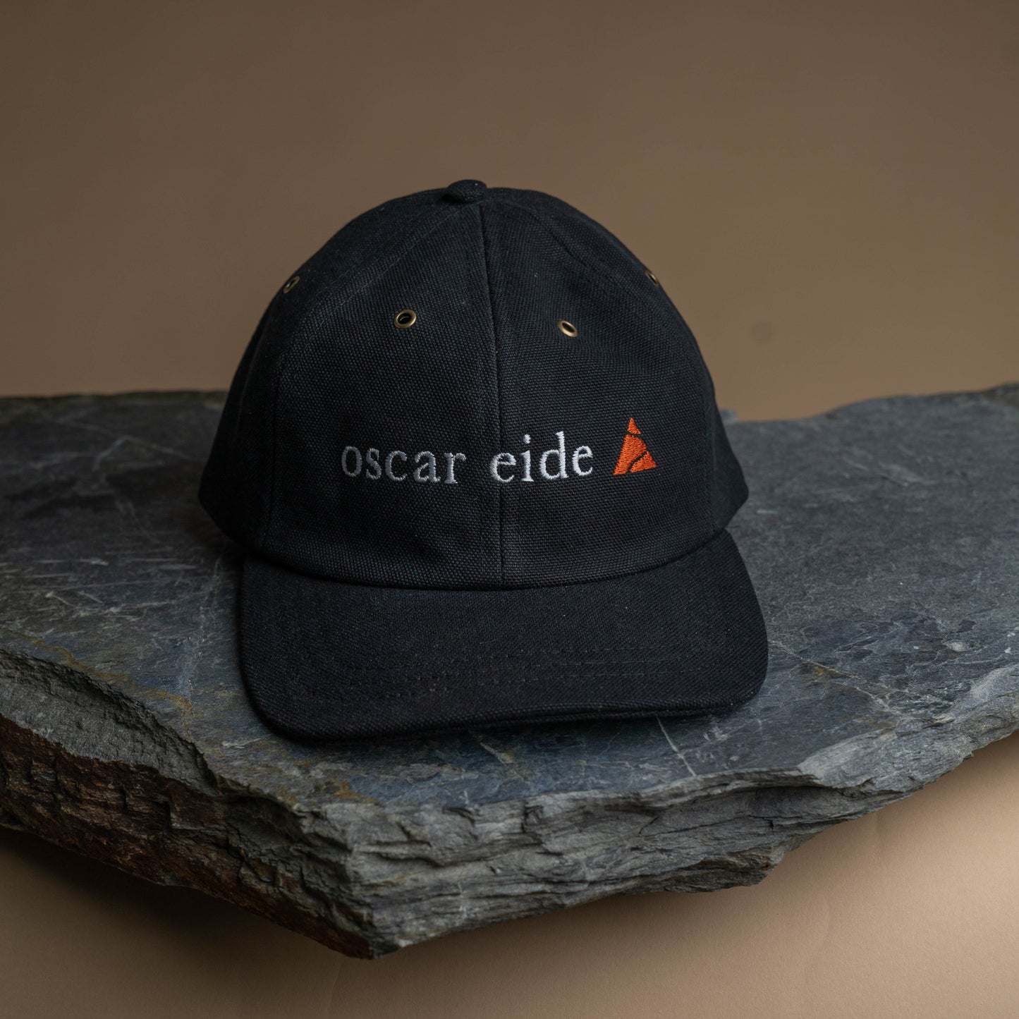 Fujikinbai Embroidered Cap - Black