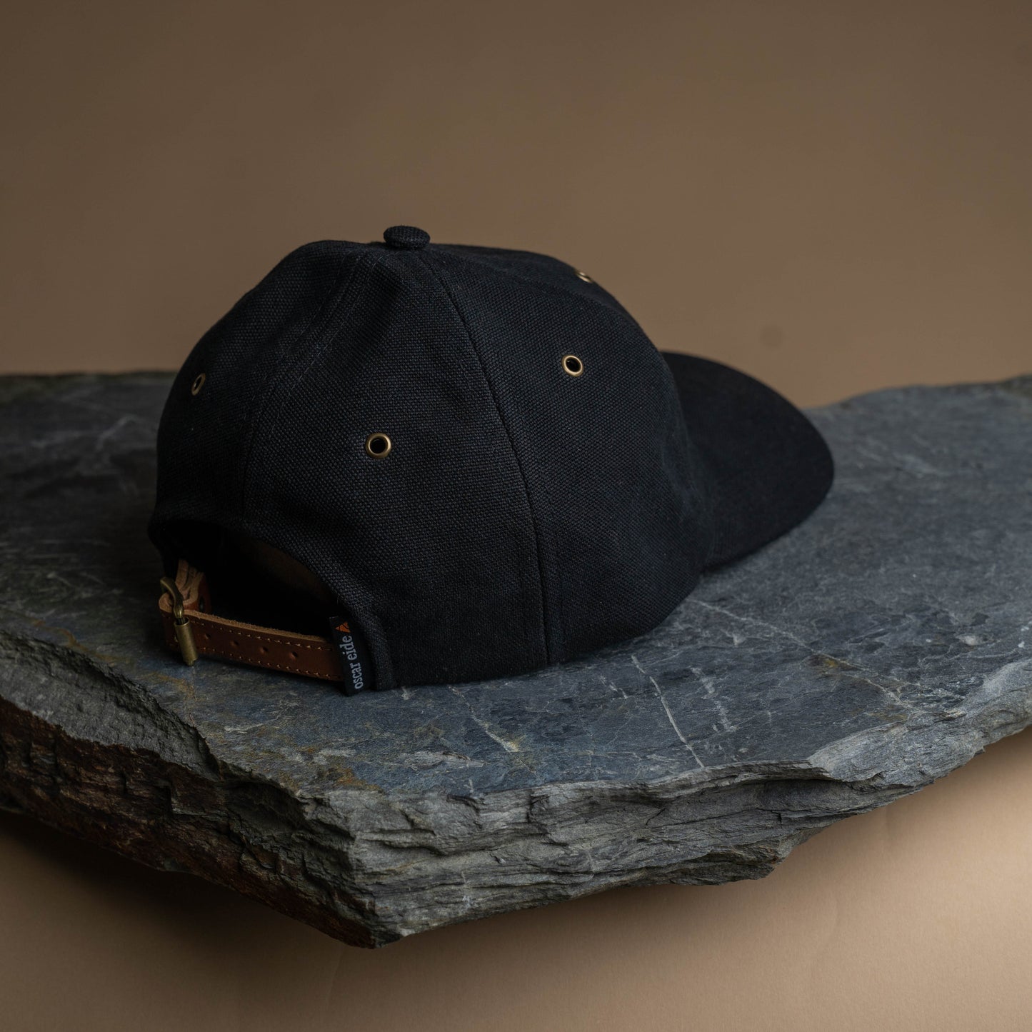Fujikinbai Embroidered Cap - Black