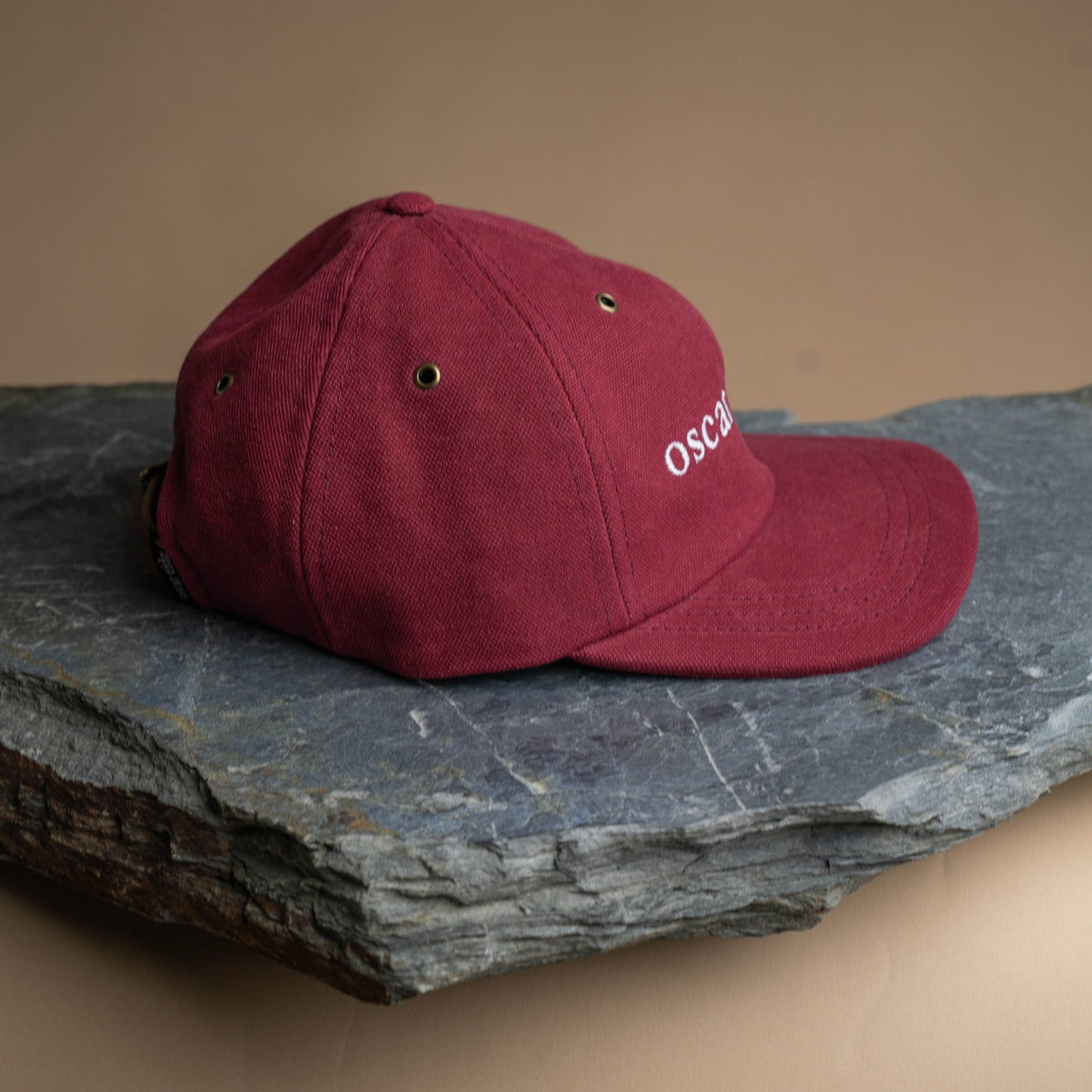 Fujikinbai Embroidered Cap - Burgundy