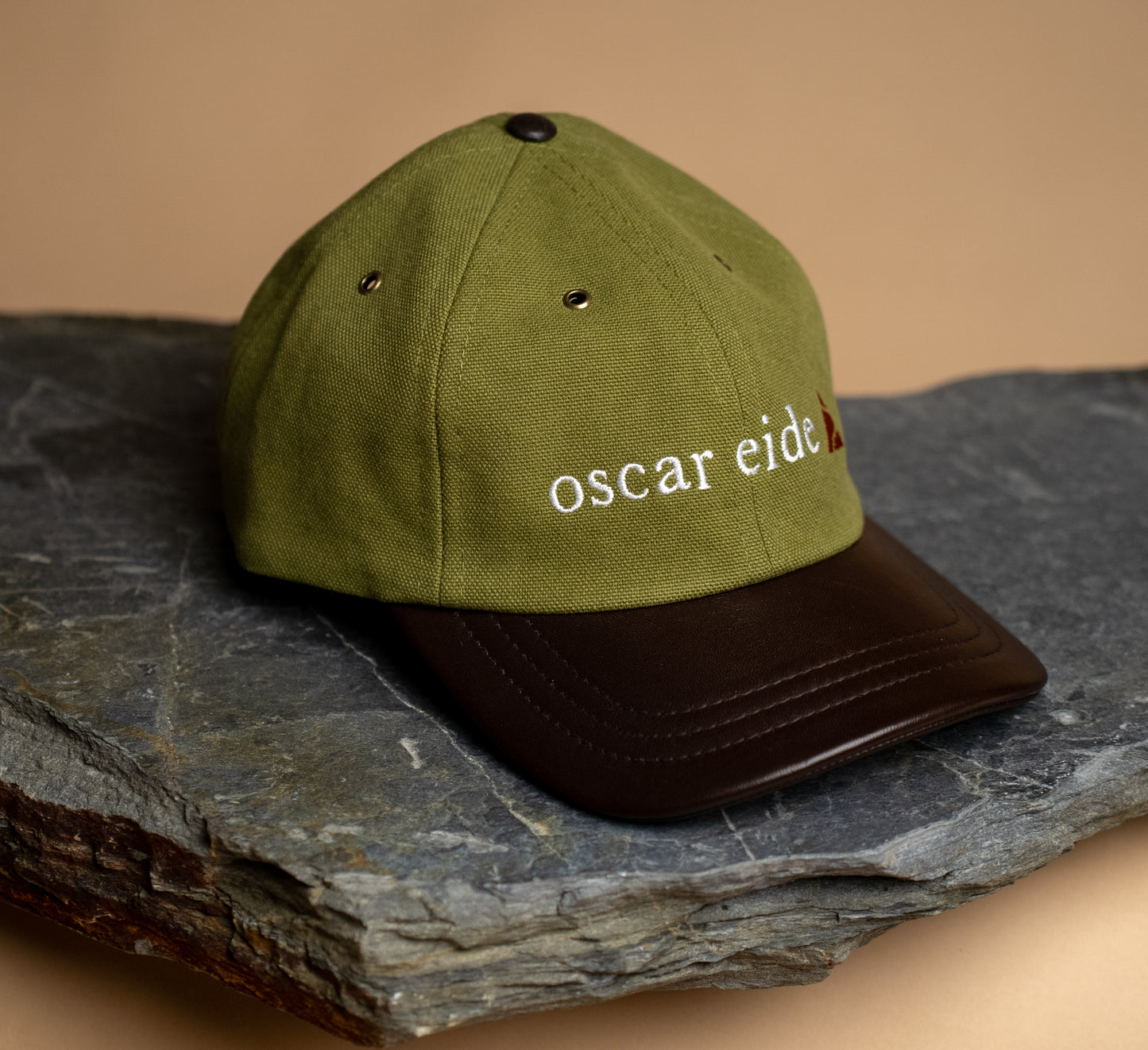 Fujikinbai Embroidered Leather Cap - Olive