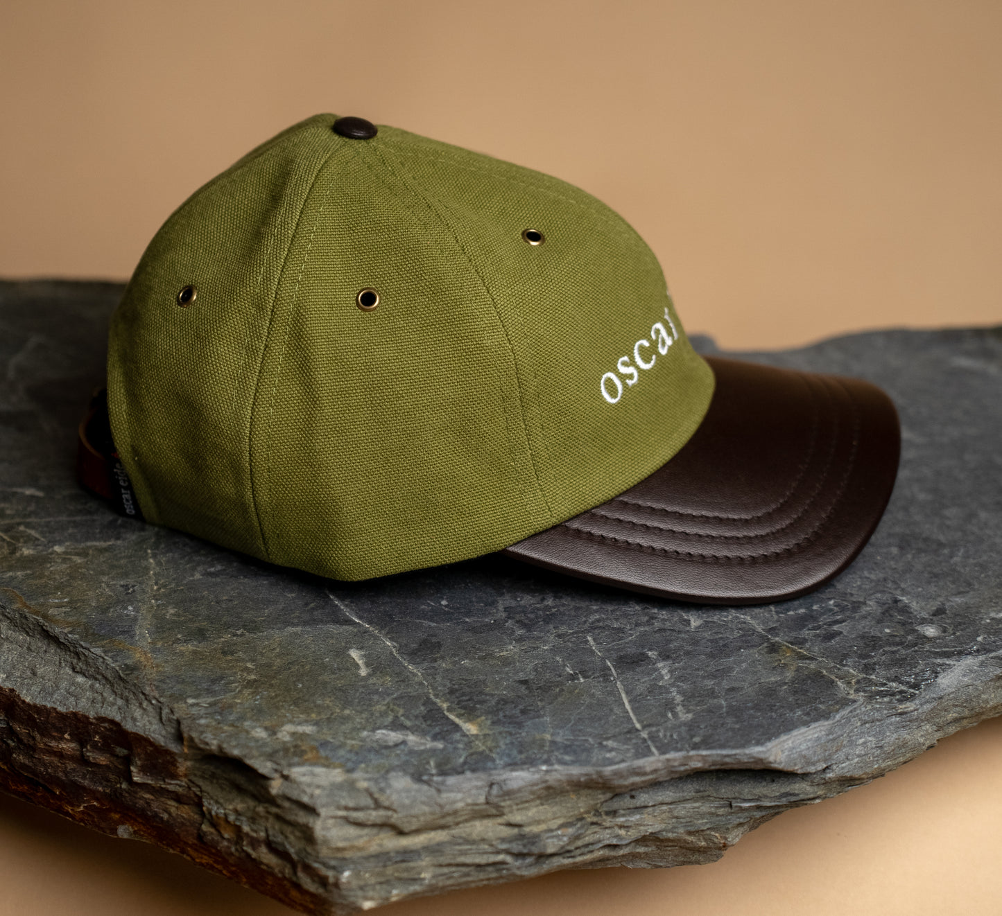 Fujikinbai Embroidered Leather Cap - Olive